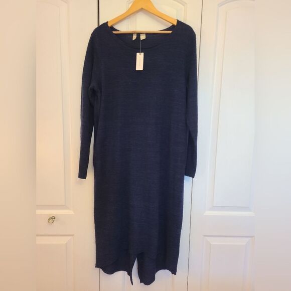 MOTH ANTHROPOLOGIE Navy Cross Back Sweater Dress Size L NWT - Picture 2 of 10